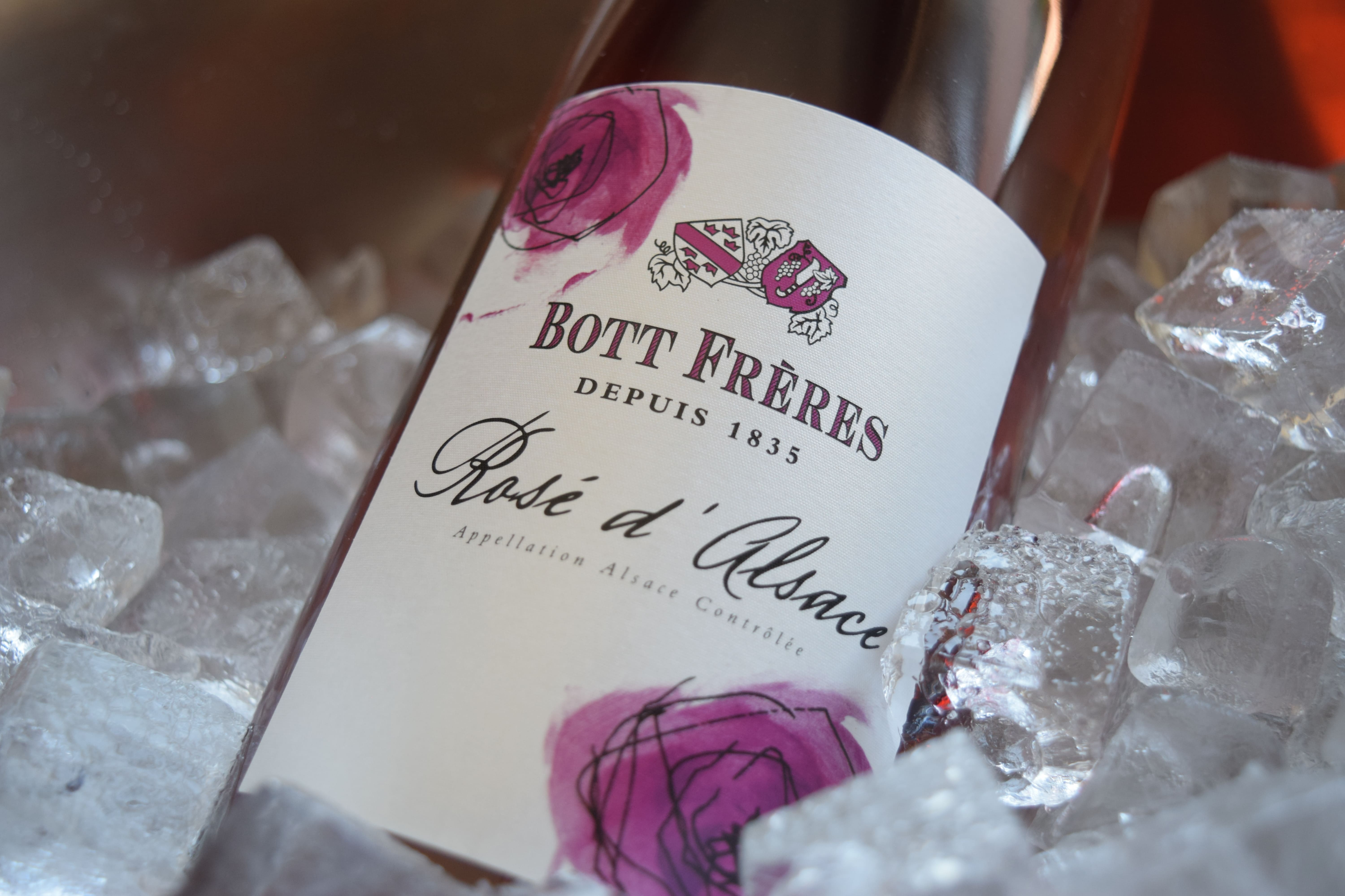 <p>Welcome to our online shop!</p>